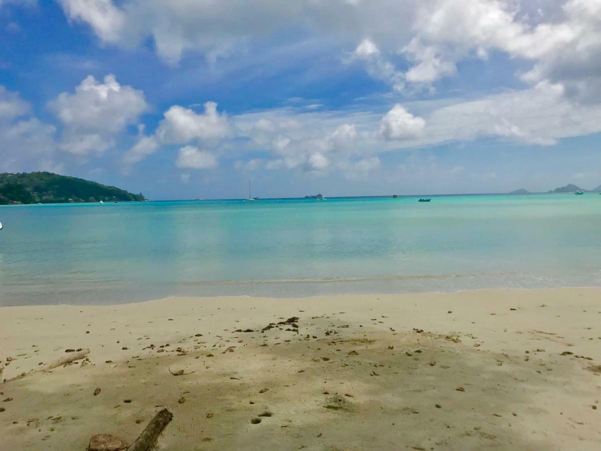 Apartamento Seaside Self Catering Anse Royale Exterior foto